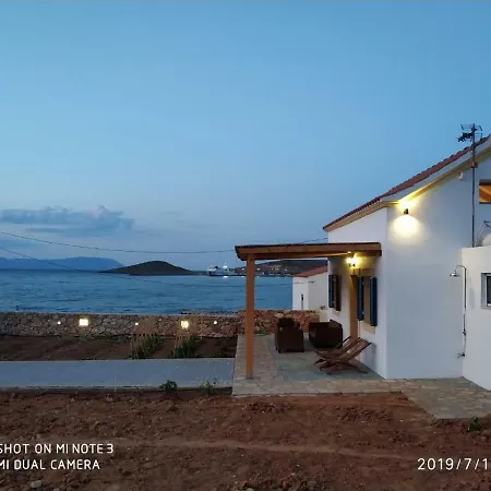 Semesterbostad Diakofti Beach Retreat